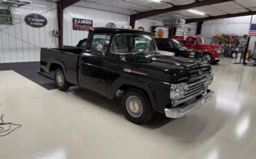 Ford-F100-1960-Black-Red-14