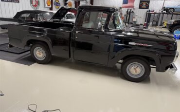 Ford-F100-1960-Black-Red-19