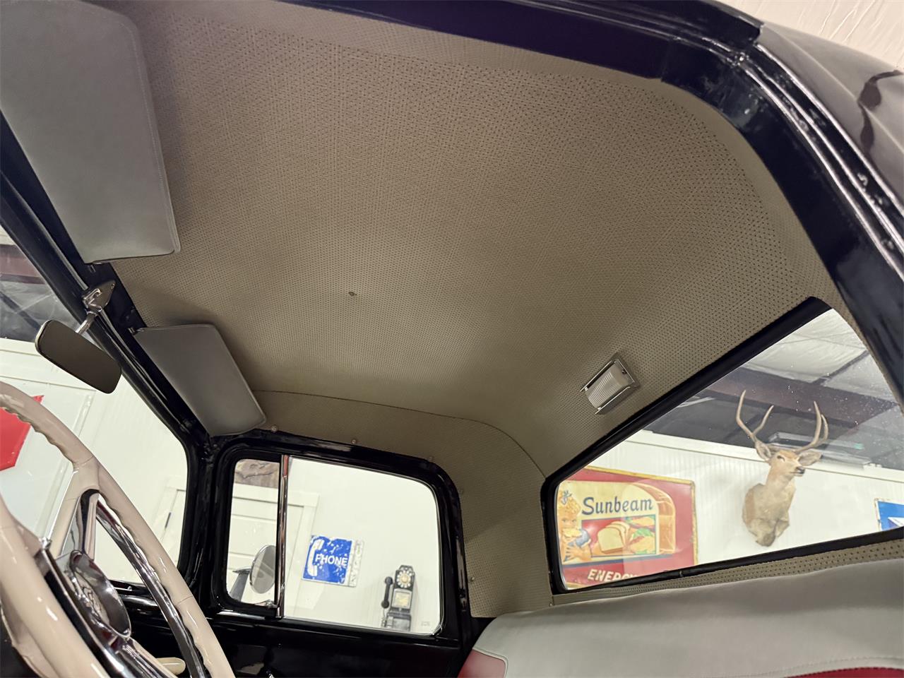 Ford-F100-1960-Black-Red-21