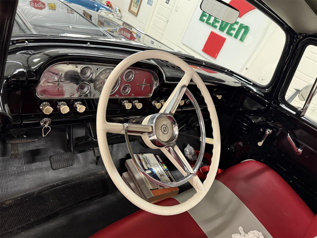 Ford-F100-1960-Black-Red-22