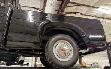 Ford-F100-1960-Black-Red-33