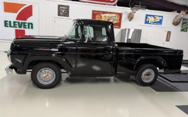 Ford-F100-1960-Black-Red