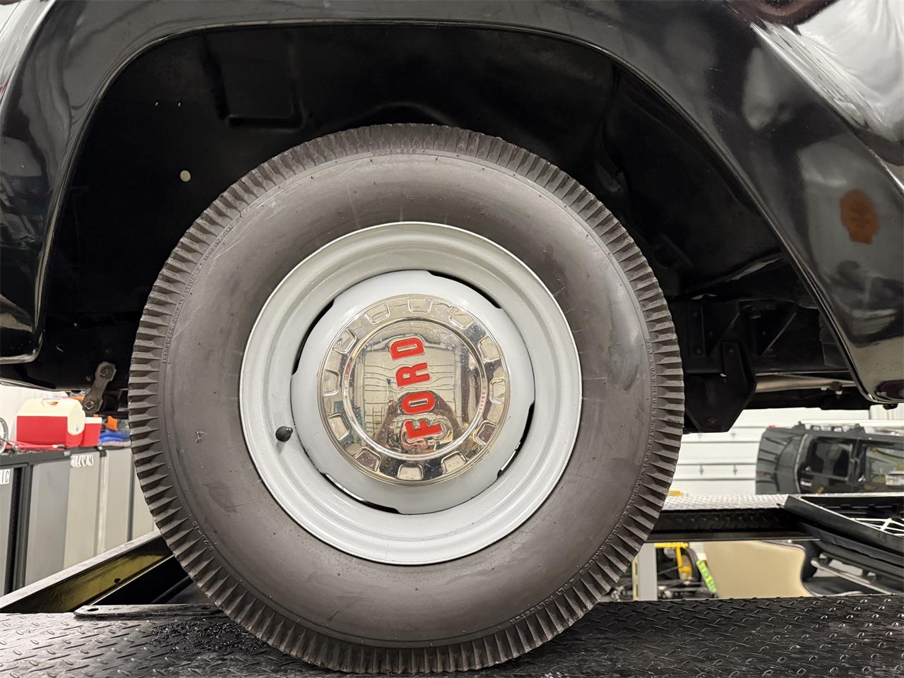 Ford-F100-1960-Black-Red-8