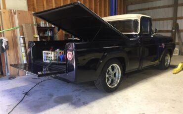 Ford-F100-1960-Bluewhite-Brown-14