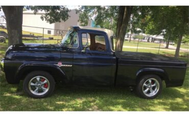 Ford-F100-1960-Bluewhite-Brown-3
