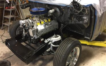 Ford-F100-1960-Bluewhite-Brown-39