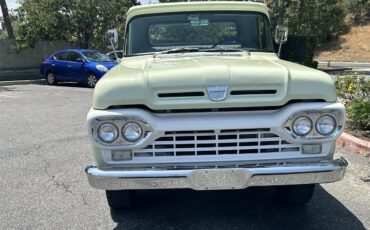 Ford-F100-1960-Seafoam-Green-White