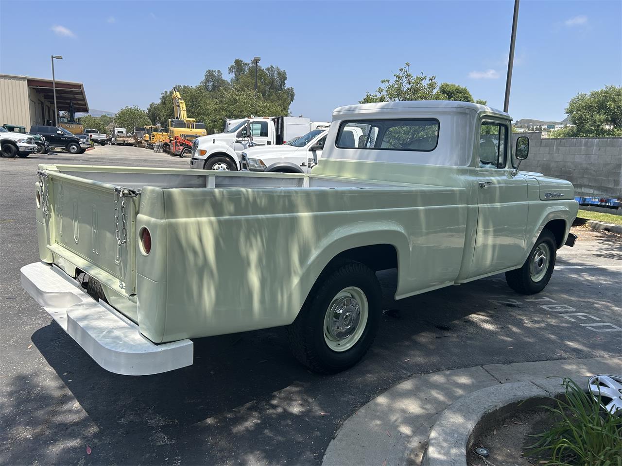 Ford-F100-1960-Seafoam-Green-White-5