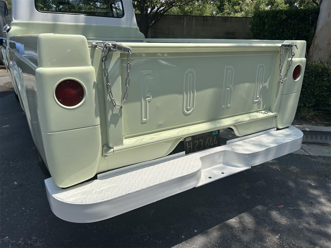 Ford-F100-1960-Seafoam-Green-White-9