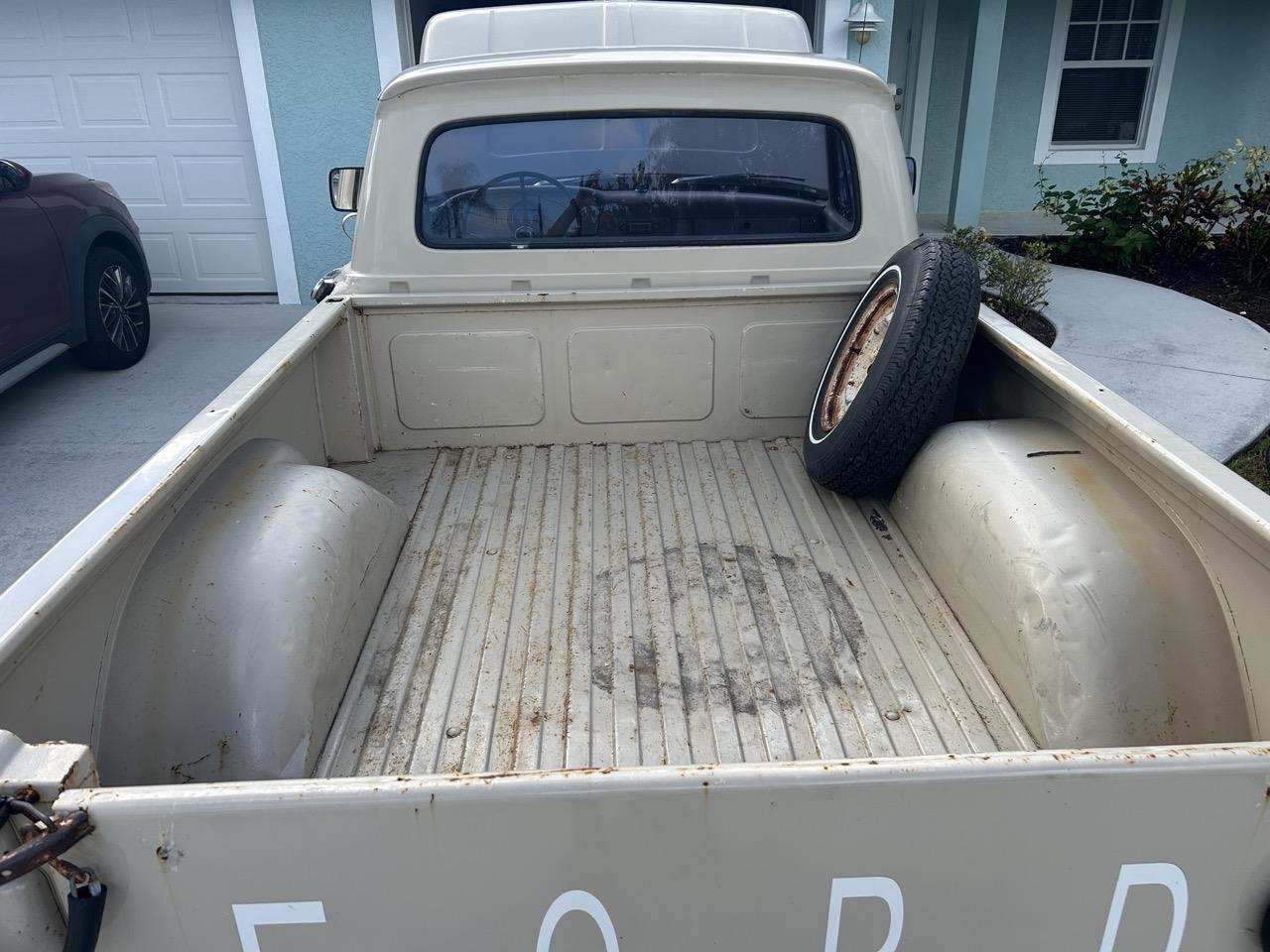 Ford-F100-1963-Beige-Beige-4