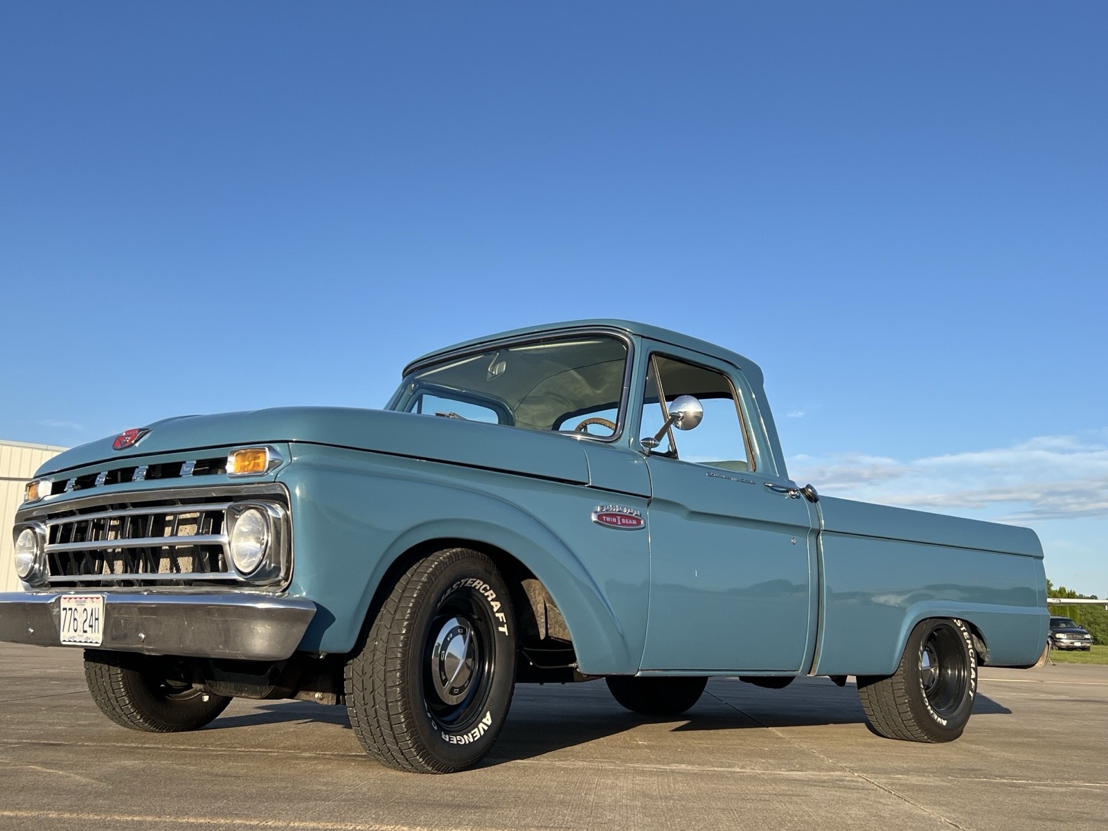 Ford-F100-1965-3