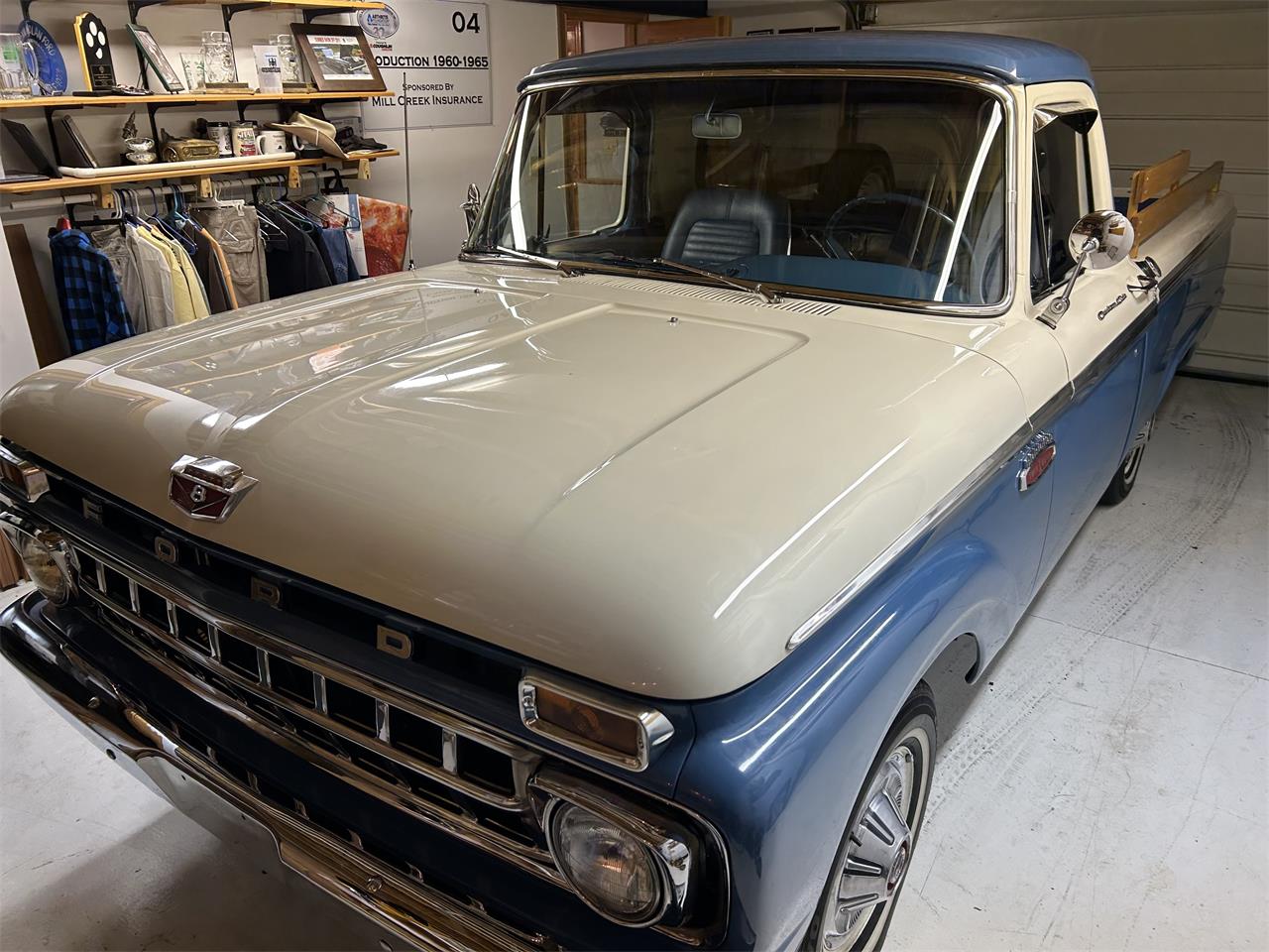 Ford-F100-1965-BlueWhite-BlueWhite