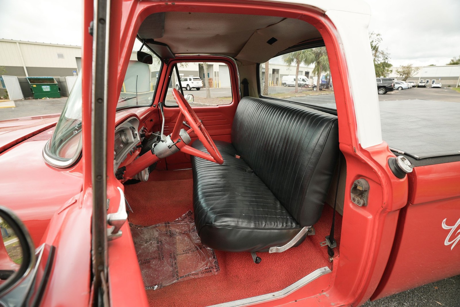Ford-F100-1965-Pickup-Truck-2