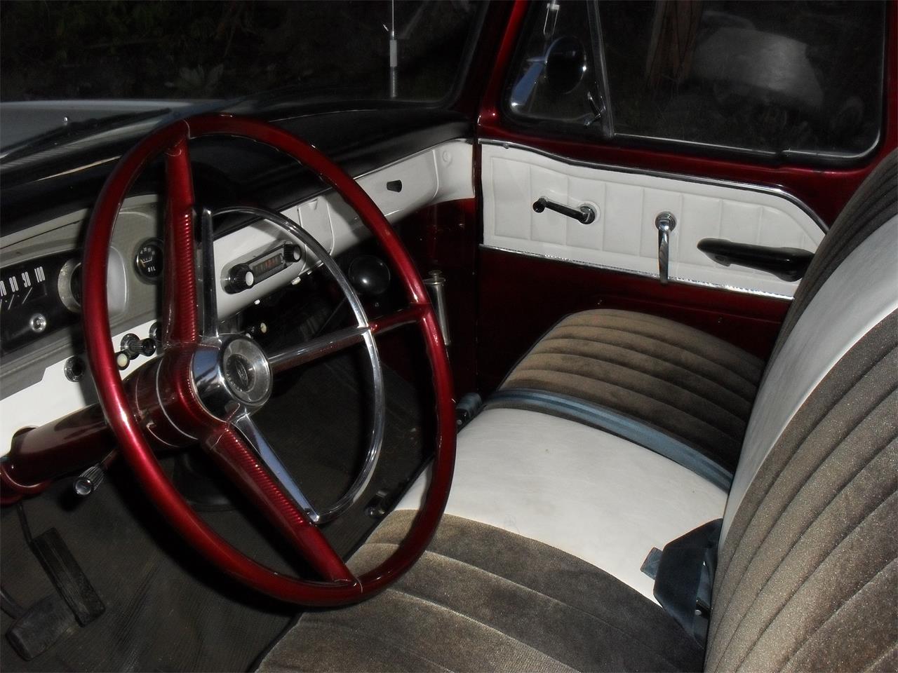 Ford-F100-1966-Burgundy-2-tone-wht-Burgundy-13