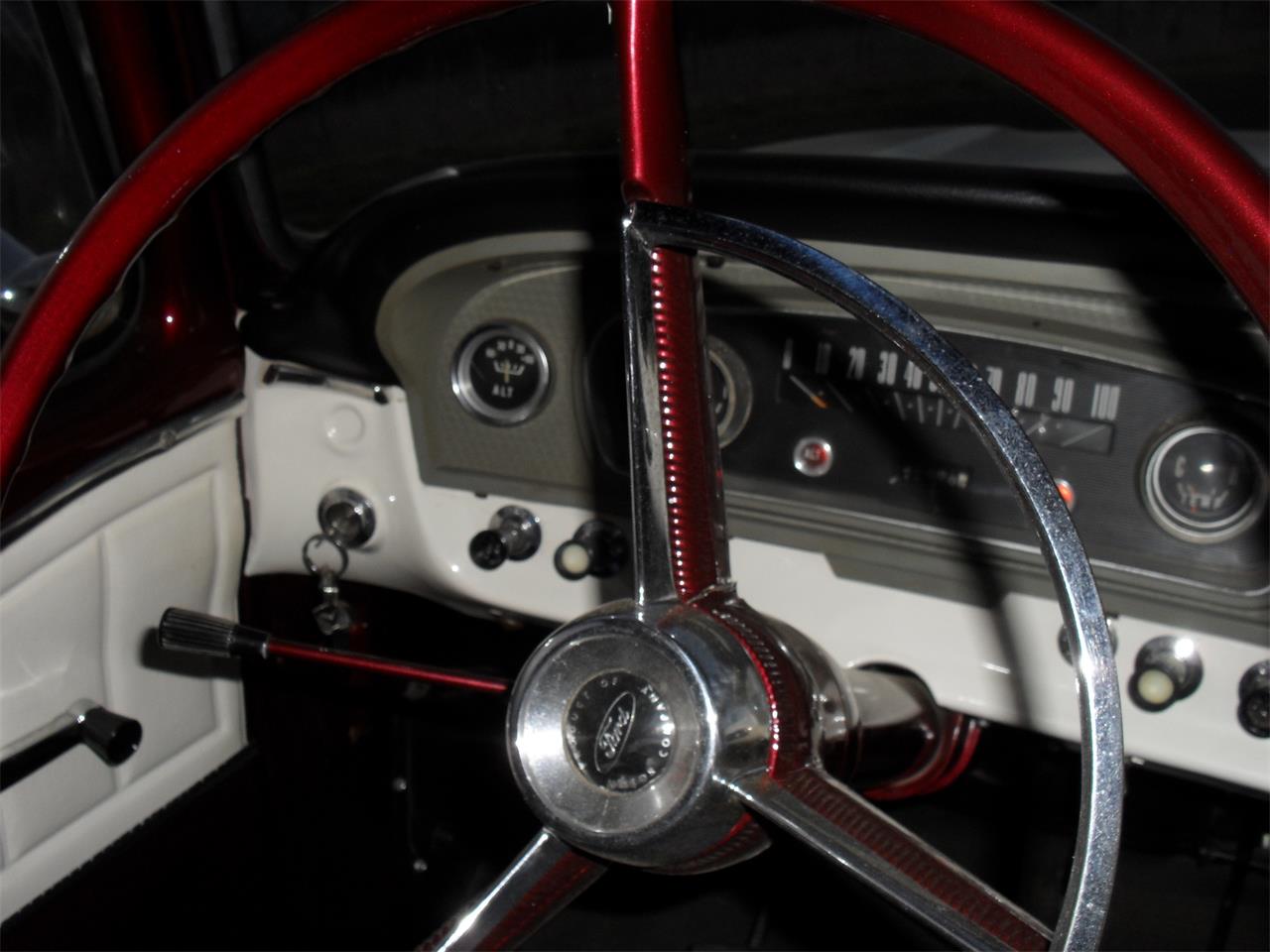 Ford-F100-1966-Burgundy-2-tone-wht-Burgundy-16
