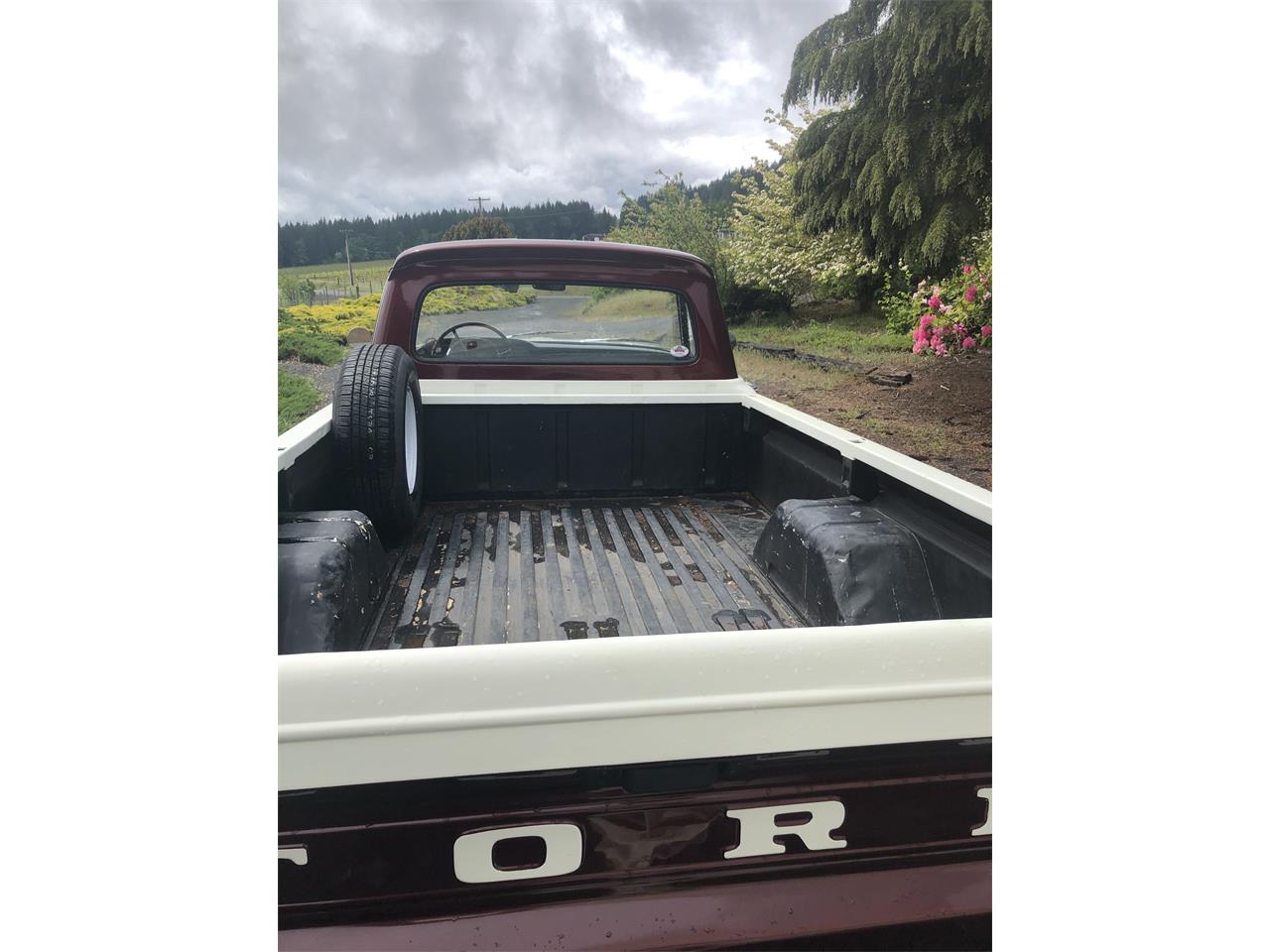 Ford-F100-1966-Burgundy-2-tone-wht-Burgundy-17