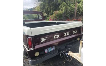 Ford-F100-1966-Burgundy-2-tone-wht-Burgundy