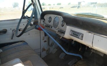 Ford-F100-1966-WhiteBlue-White-4