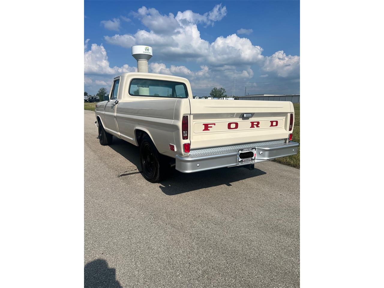 Ford-F100-1969-Pebble-Beige-Black-28