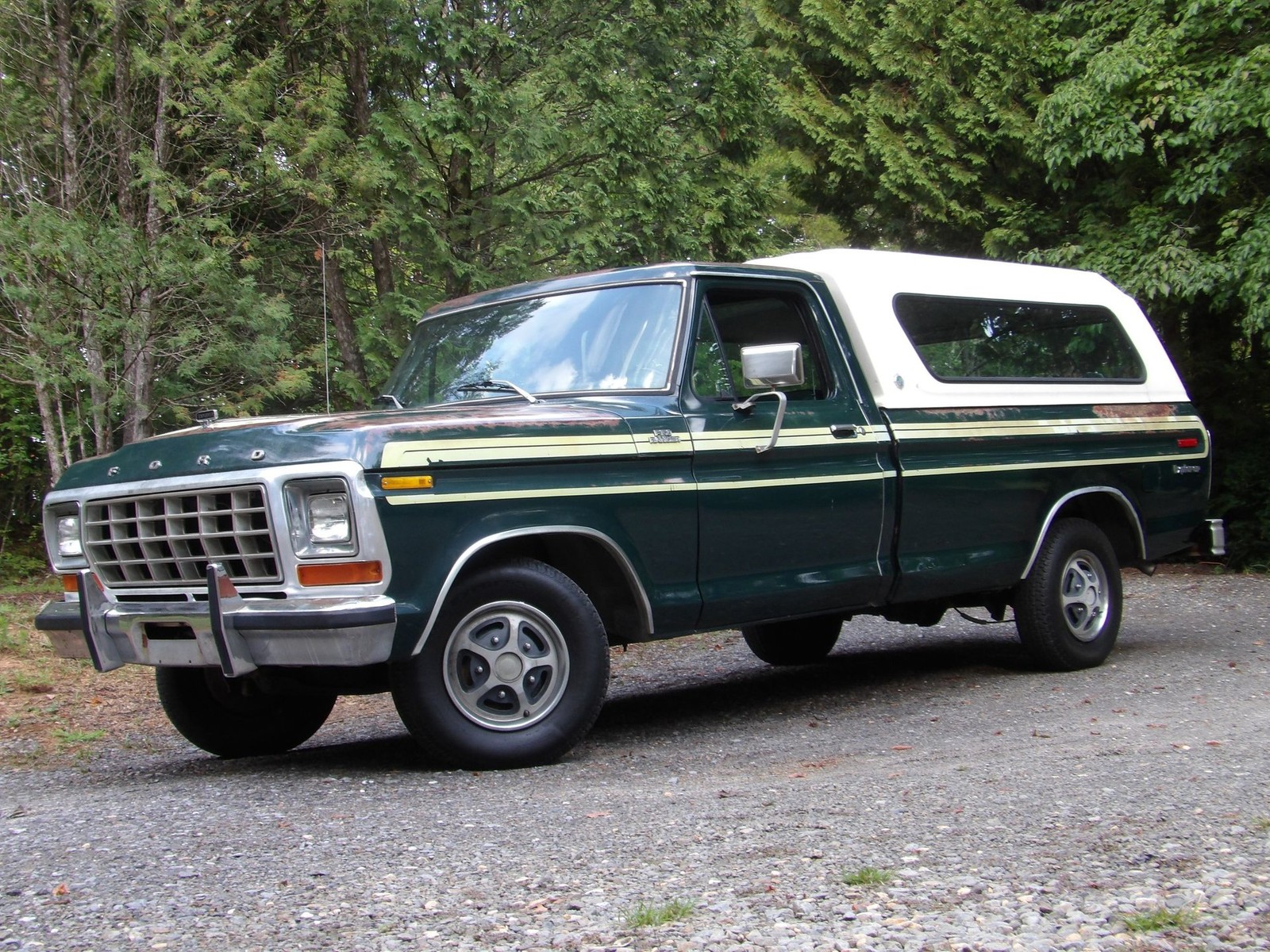 Ford-F150-1978-Pickup-Truck-2
