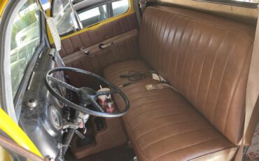 Ford-F2-1951-Yellow-Brown-10