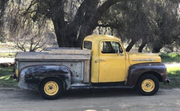 Ford-F2-1951-Yellow-Brown-17