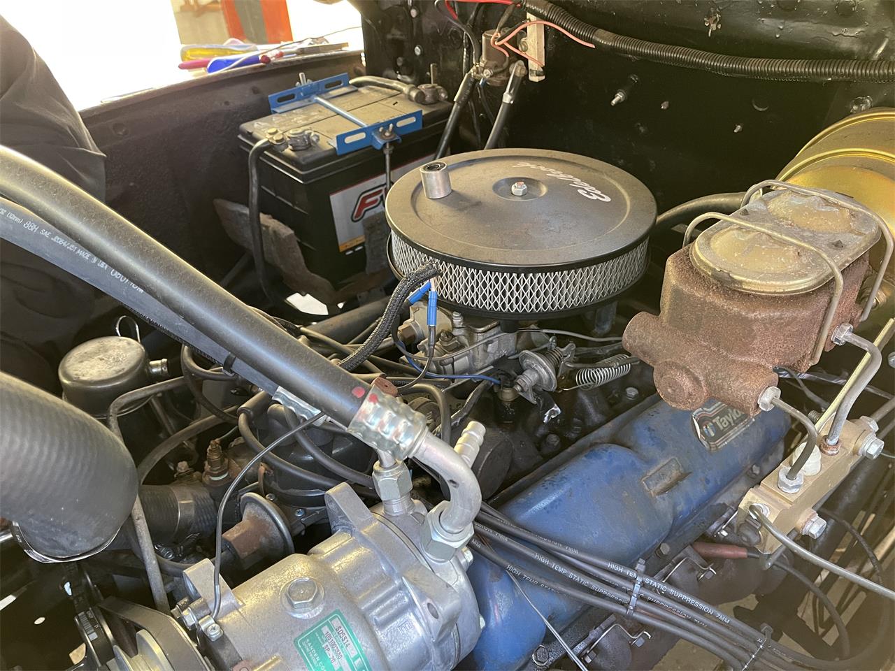Ford-F2-1951-Yellow-Brown-18