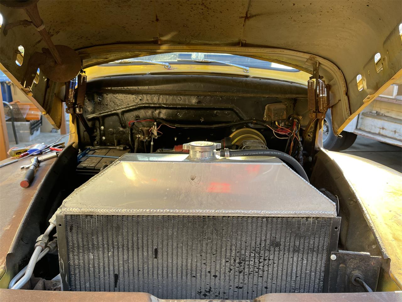 Ford-F2-1951-Yellow-Brown-21