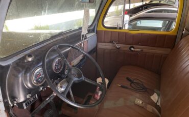 Ford-F2-1951-Yellow-Brown-7