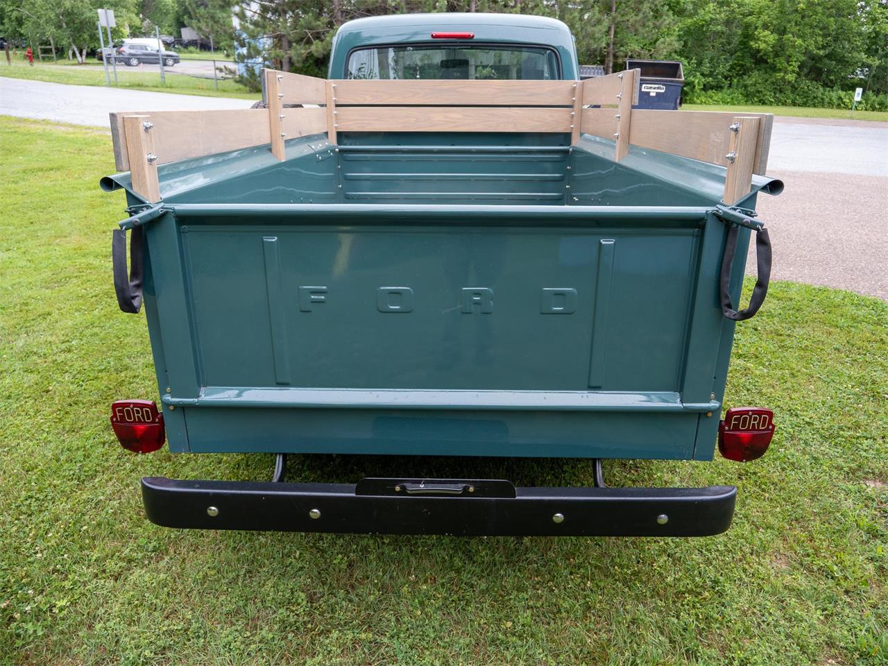 Ford-F250-1956-Green-Tan-22
