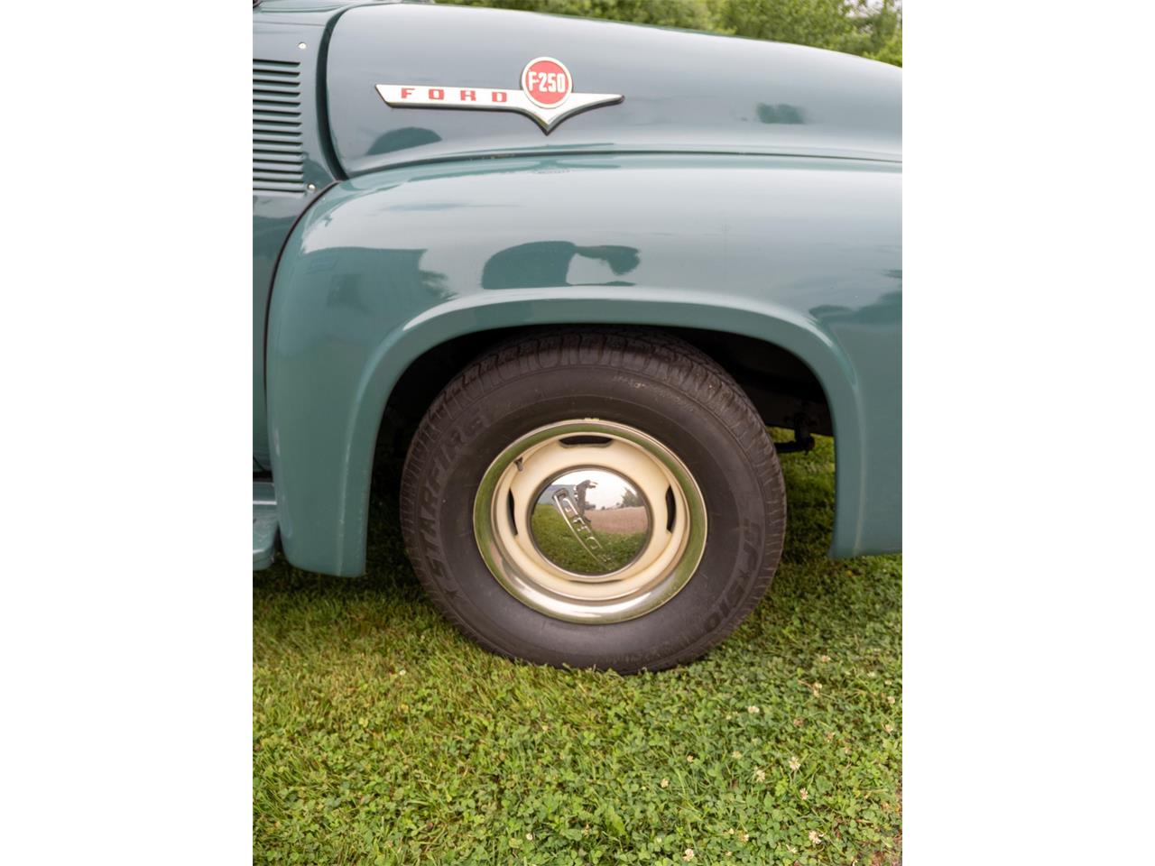 Ford-F250-1956-Green-Tan-28