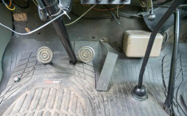 Ford-F250-1956-Green-Tan-35