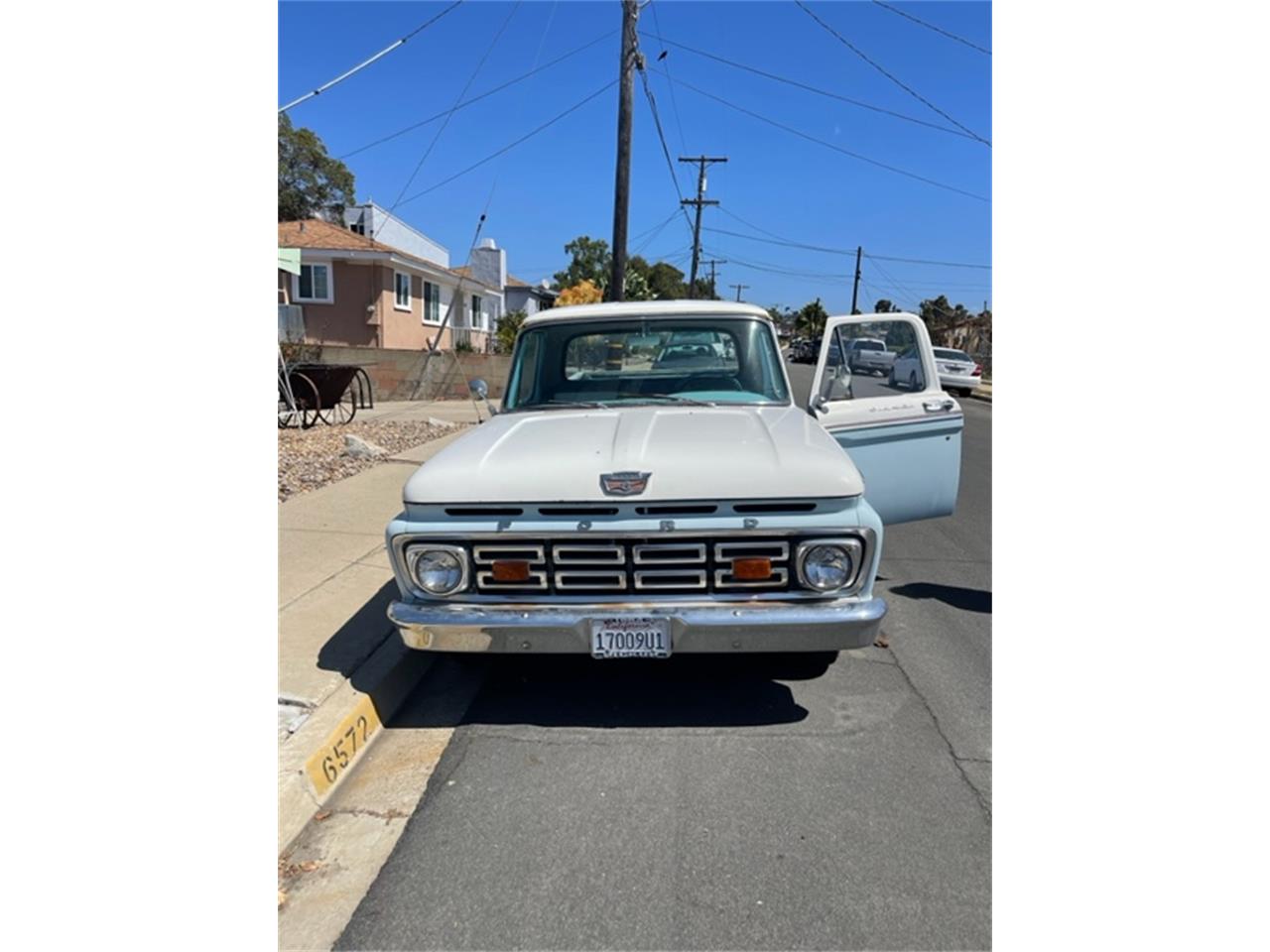 Ford-F250-1964-Blue-amp-white-two-Ton-White-1