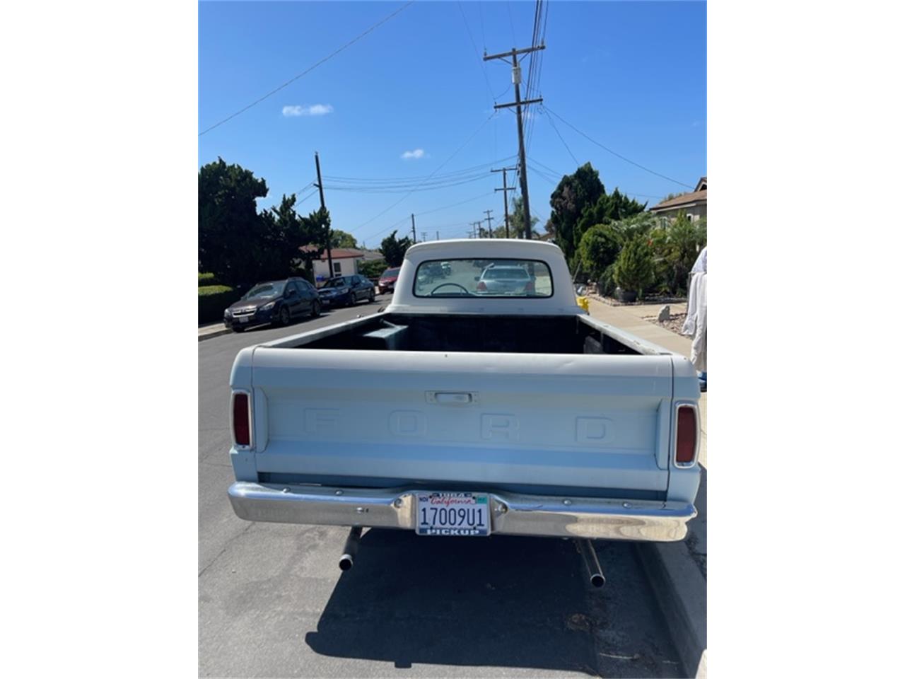 Ford-F250-1964-Blue-amp-white-two-Ton-White-3
