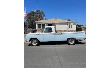 Ford-F250-1964-Blue-amp-white-two-Ton-White