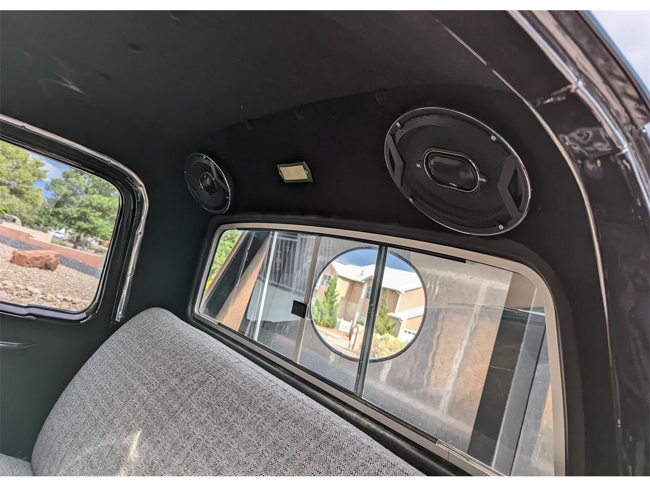 Ford-F250-1965-Black-gray-10