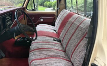Ford-F250-1979-Cream-amp-Maroon-Maroon-amp-Black-16