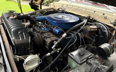 Ford-F250-1979-Cream-amp-Maroon-Maroon-amp-Black-29
