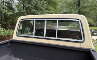 Ford-F250-1979-Cream-amp-Maroon-Maroon-amp-Black-8