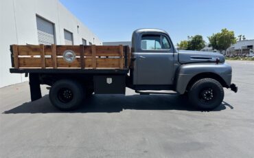Ford-F5-1948-Grey-Black-4
