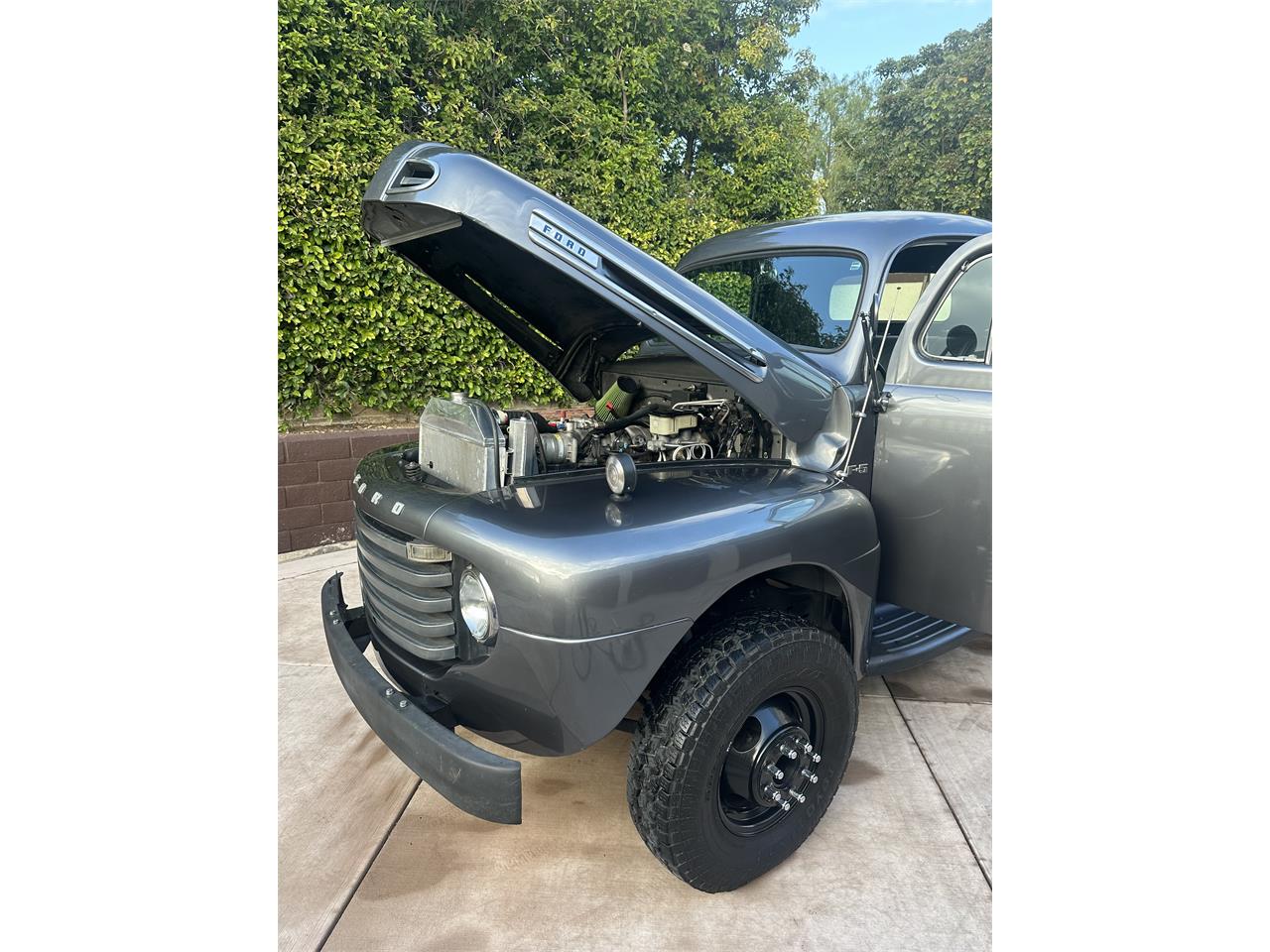 Ford-F5-1948-Grey-Black-7