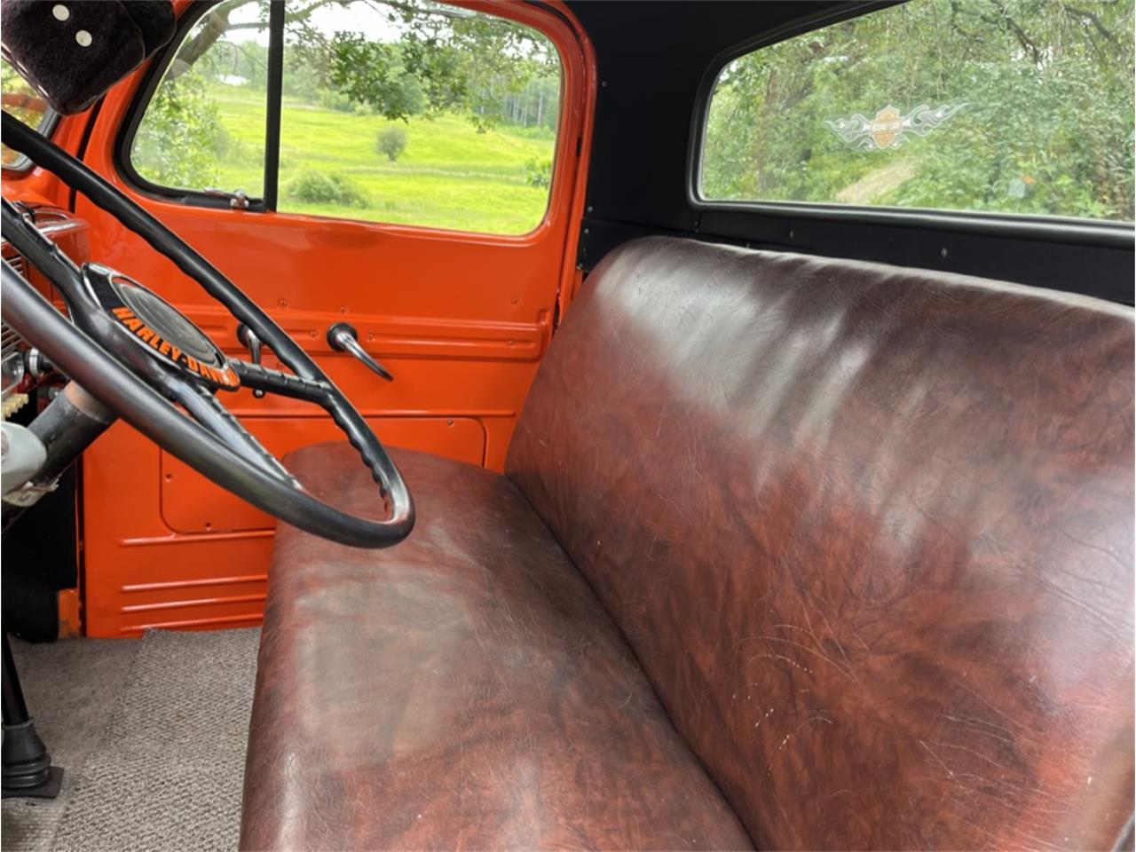 Ford-F5-1952-orange-and-black-brown-8