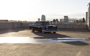 Ford-Fairlane-1955-Black-Red-10