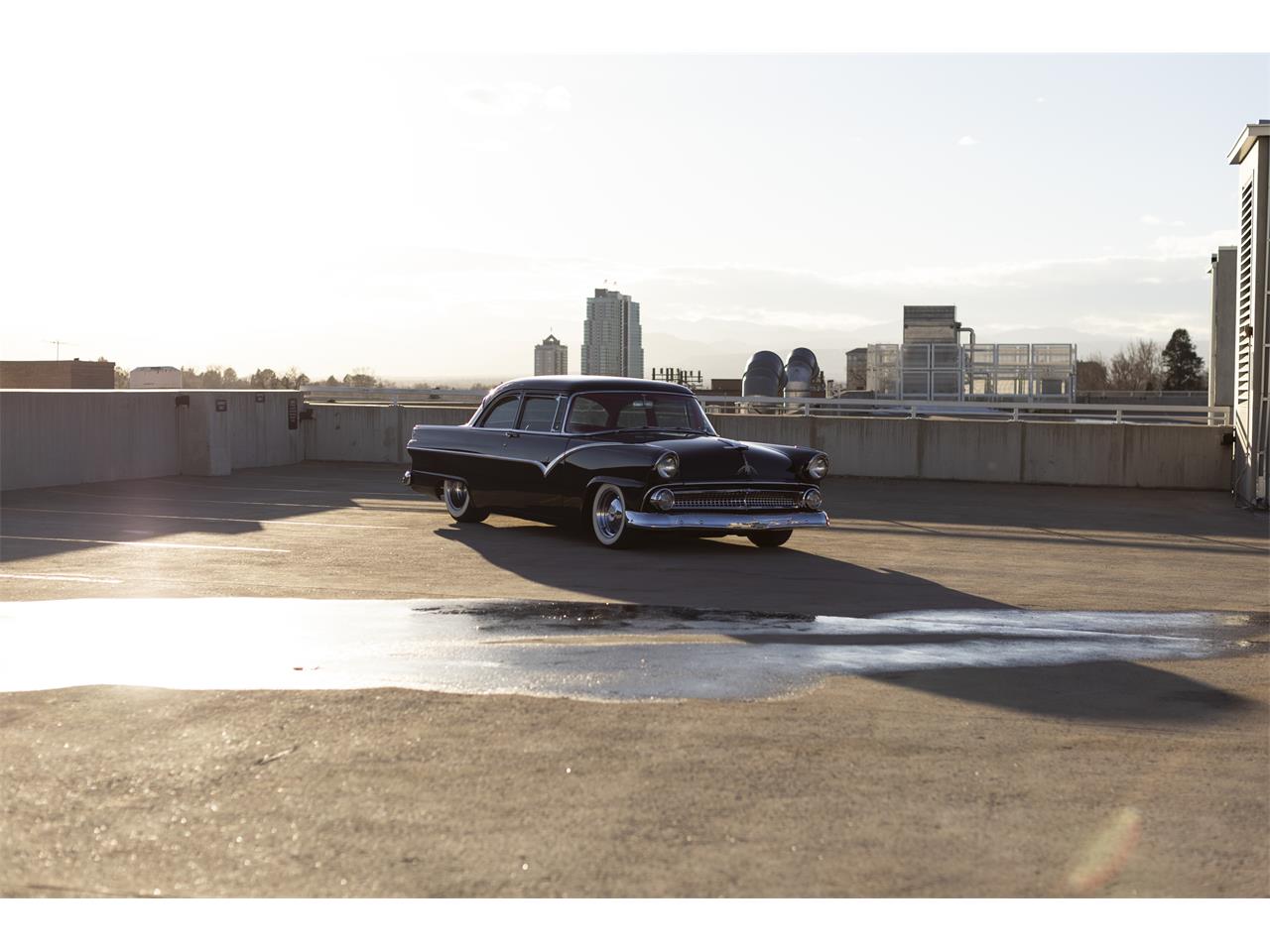 Ford-Fairlane-1955-Black-Red-10