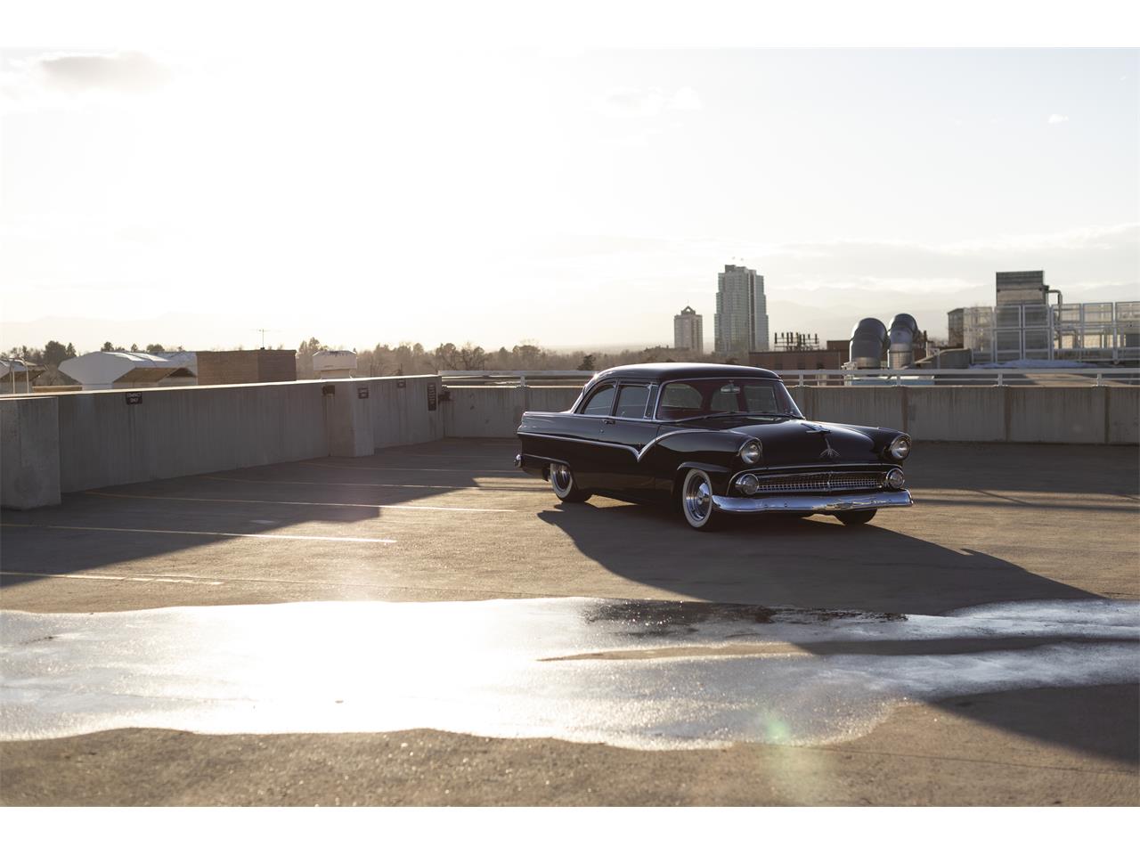 Ford-Fairlane-1955-Black-Red-11
