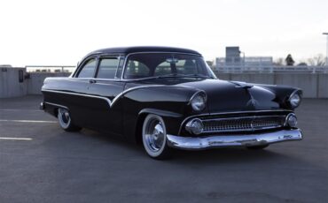 Ford-Fairlane-1955-Black-Red-13