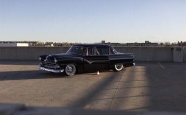 Ford-Fairlane-1955-Black-Red-38