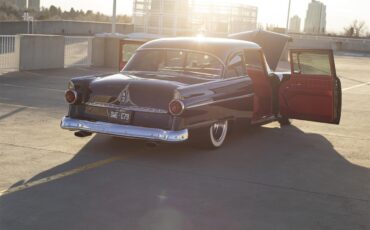 Ford-Fairlane-1955-Black-Red-9