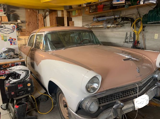 Ford-Fairlane-1955-Custom