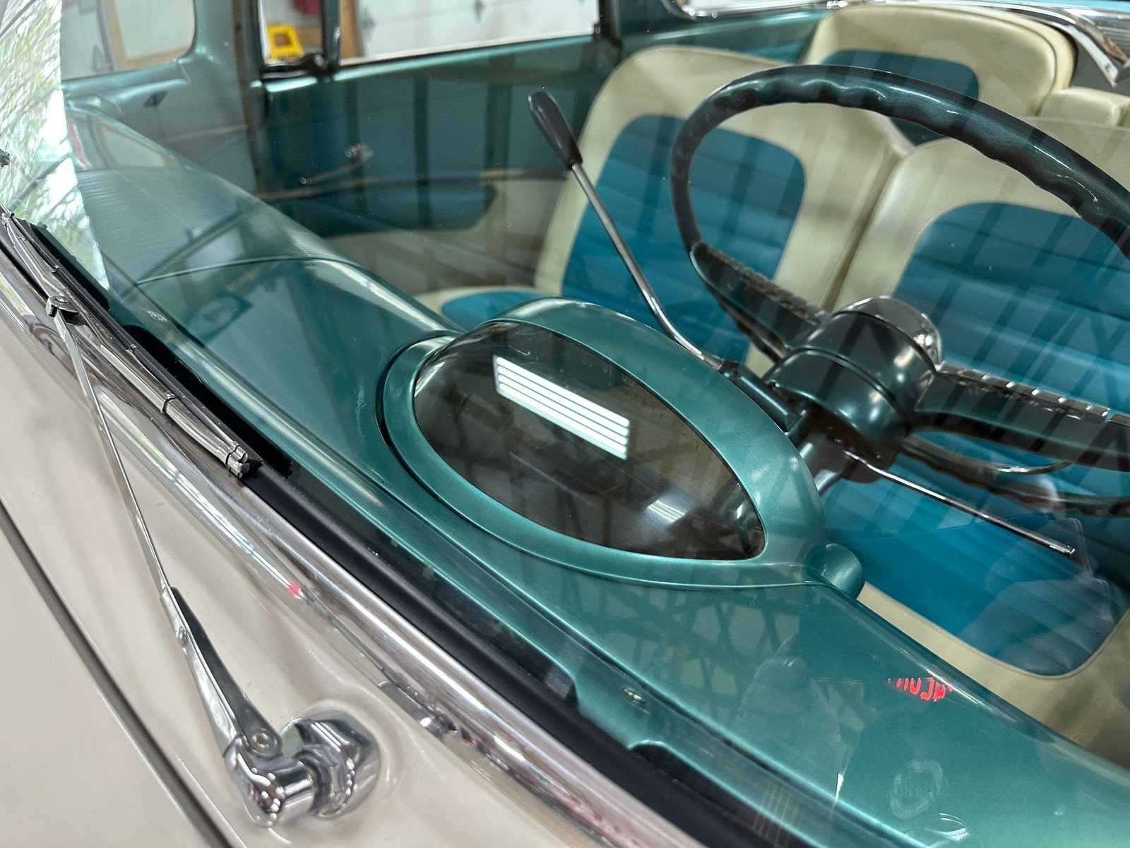 Ford-Fairlane-1955-Sedan-25